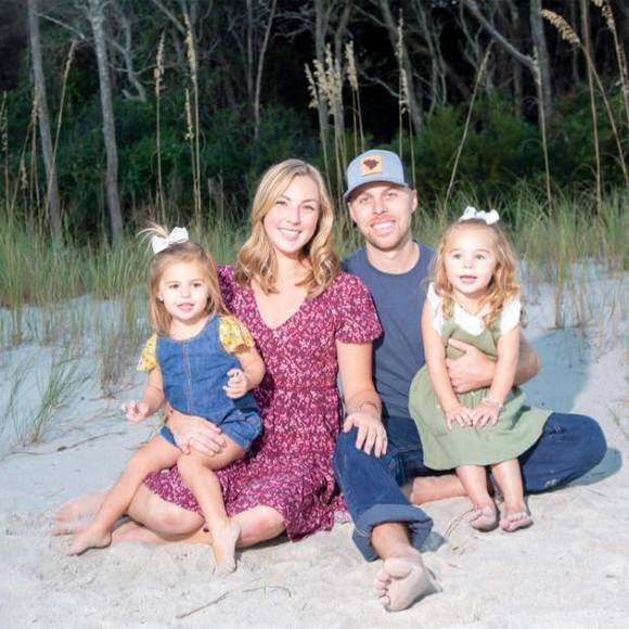 Profile Picture of Olivia Grochmal (@ogrochmal7) on Poshmark