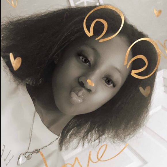 Profile Picture of Jazmyne’ Campbell (@yo_thatsjazz23) on Poshmark