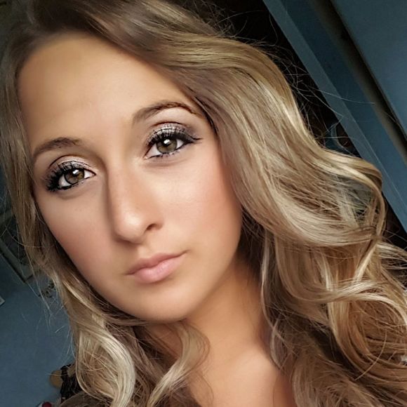 Profile Picture of Makayla Weaverling (@crcheerchick) on Poshmark