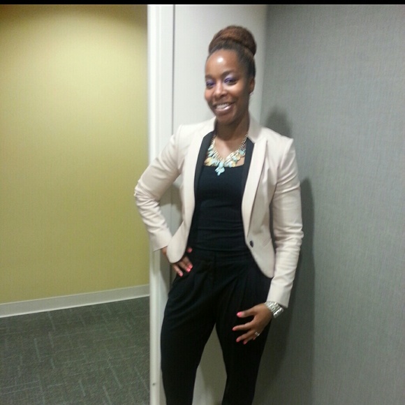 Profile Picture of Giavonni Nickson (@gnickson) on Poshmark