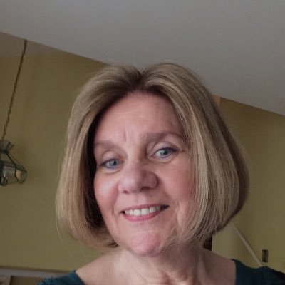 Profile Picture of Andrea Moon (@andreamoon04) on Twitter