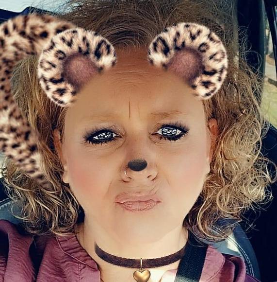 Profile Picture of Shelly glodowski Cooney (@jeshcooney) on Poshmark