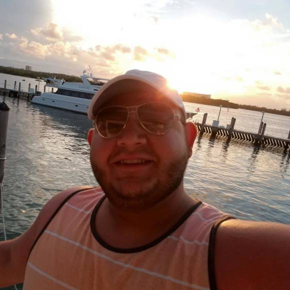 Profile Picture of Carlos Castaneda (@nemoisntlost12) on Poshmark