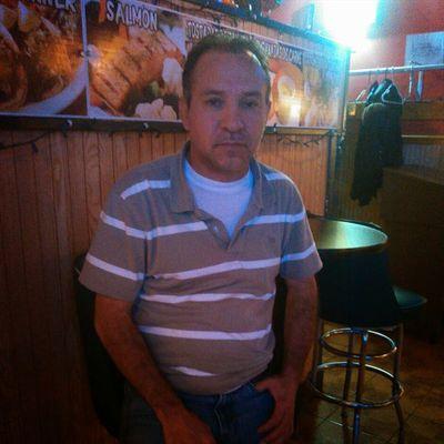 Profile Picture of Juan Haros (@ae8fa2d6b0f8403) on Twitter