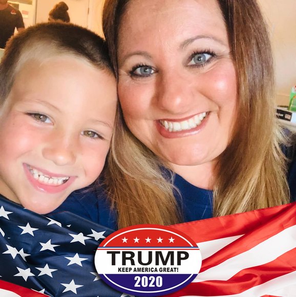 Profile Picture of Kim Kish (@kim_kish) on Poshmark