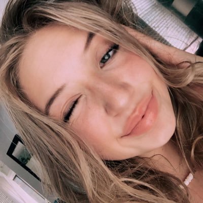 Profile Picture of Julia Parente (@JuliaParente5) on Twitter