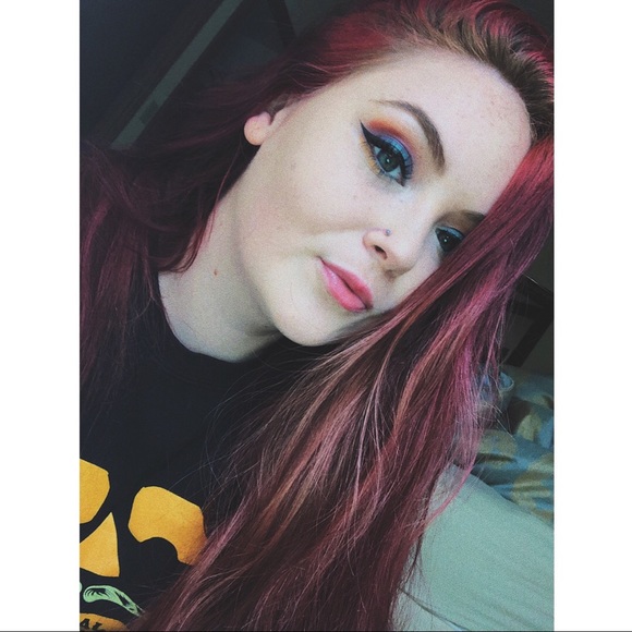 Profile Picture of Kaelyn Kempthorne (@_kaelyn95) on Poshmark