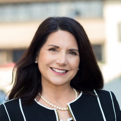 Profile Picture of Robin Stelle (@RobinStelle) on Twitter