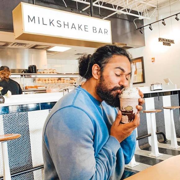 Profile Picture of Brandon Singh (@bsingh09) on Poshmark