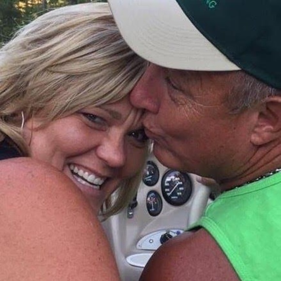 Profile Picture of Janet Gersky-eisenga (@janzantello) on Poshmark