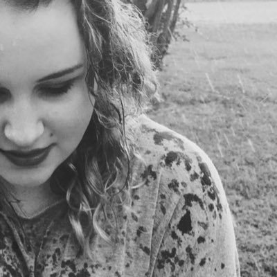 Profile Picture of Laurel Foster (@LaurelF42136973) on Twitter