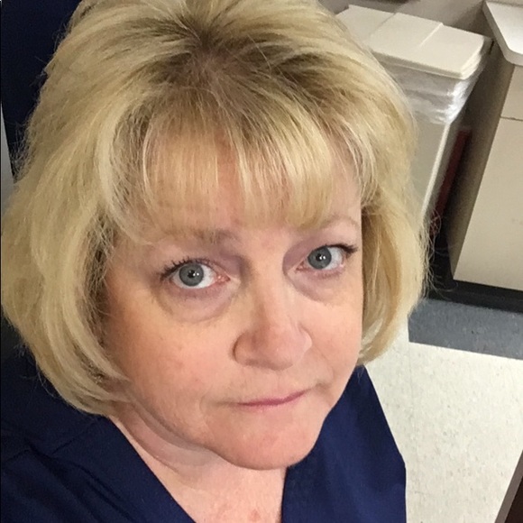 Profile Picture of Barb Boyte (@bboyte) on Poshmark