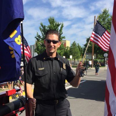 Profile Picture of Bob Horton (@FireChiefFD3) on Twitter