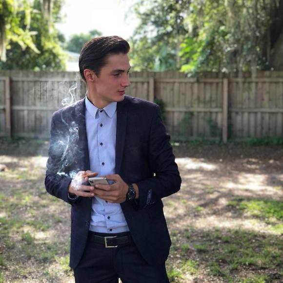 Profile Picture of Besart Ismajli (@besartismajli) on Poshmark