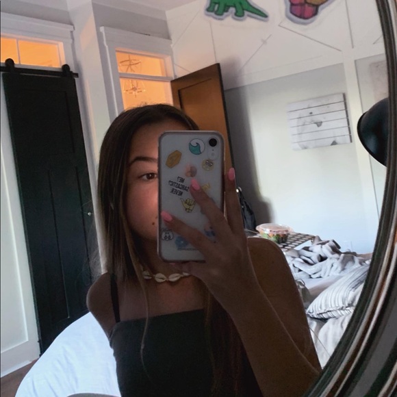 Profile Picture of Britany Guindon (@briguindon) on Poshmark