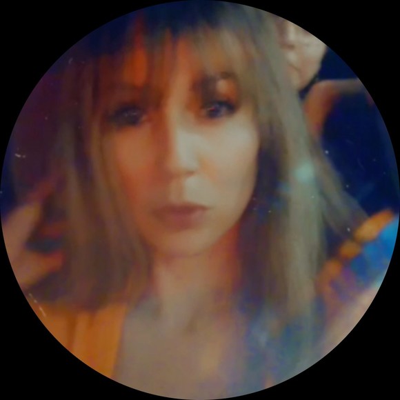 Profile Picture of Tiffany Buruato (@buruatotiffany) on Poshmark