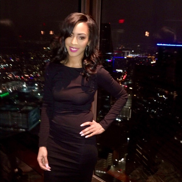 Profile Picture of Tiffany Doakes (@tmd0068) on Poshmark