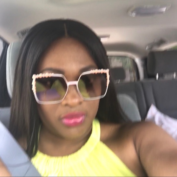 Profile Picture of Bari Oderinde (@boderinde) on Poshmark