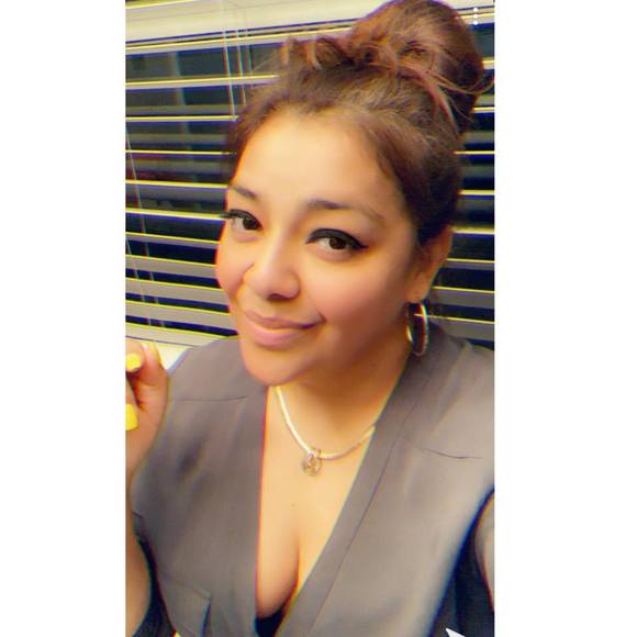 Profile Picture of Rosa Bonifaz (@bonifaz) on Poshmark