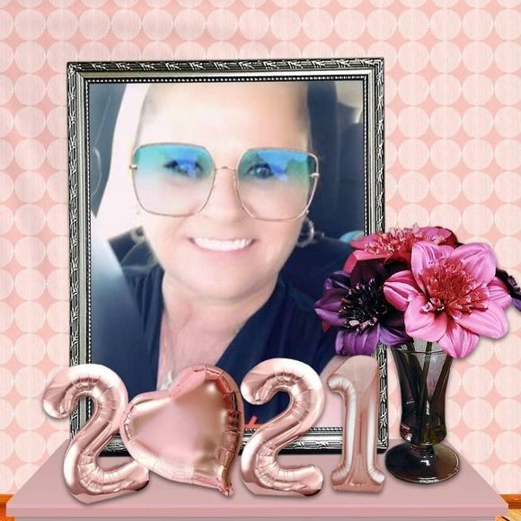 Profile Picture of Angie Tutton (@angietutton) on Poshmark