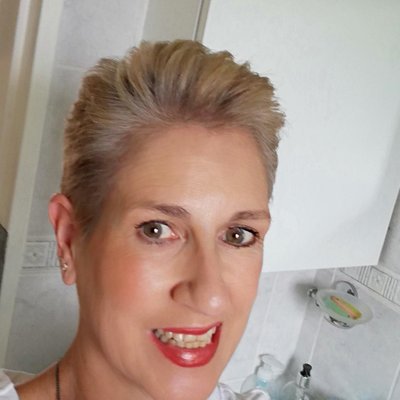 Profile Picture of Debbie Davison (@DebbieDavison20) on Twitter