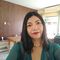 Profile Picture of Simone Castro (@simone.castro.9484) on Facebook