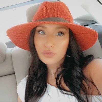 Profile Picture of Emily Butcher (@em_butcher) on Twitter