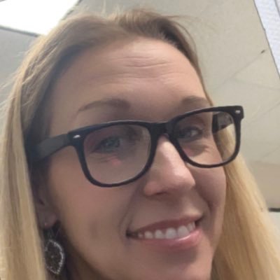 Profile Picture of Lisa McFall-Calvert (@CalvertMcfall) on Twitter