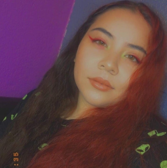 Profile Picture of Daniela Vejar (@danielavejar) on Poshmark