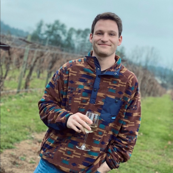 Tanner Patton - Poshmark Profile Picture of Tanner Patton (@tannerpatton911) on Poshmark