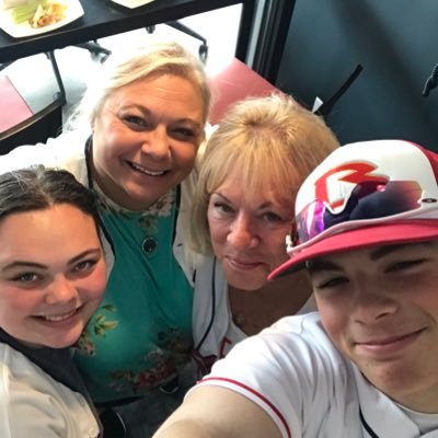 Profile Picture of Kimkubitz1 (@kimkubitz12) on Twitter