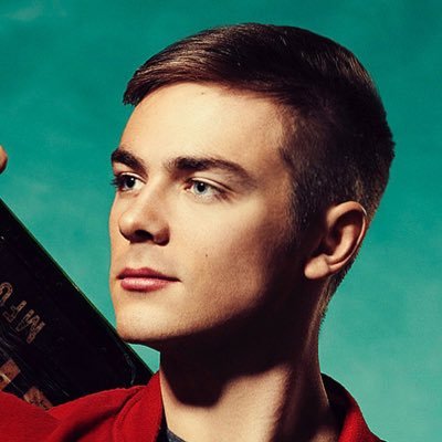 Profile Picture of Brandon DesJarlais (@desGNARlais) on Twitter