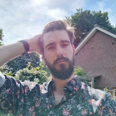 Profile Picture of  ⚓ Luke Skywalker (@HowDoYouDoKen) on Twitter