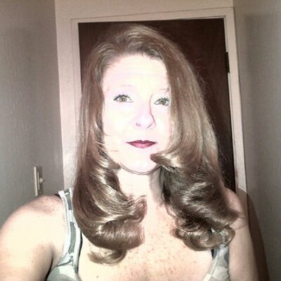 Profile Picture of Carole Cooley (@CaroleCrazy) on Twitter
