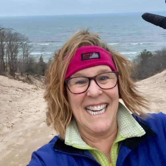Profile Picture of Donna Hoch-ward (@treker10) on Poshmark