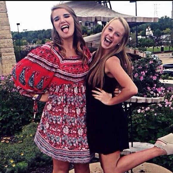 Profile Picture of Mckenzie Wolfe (@mckenziekim) on Poshmark