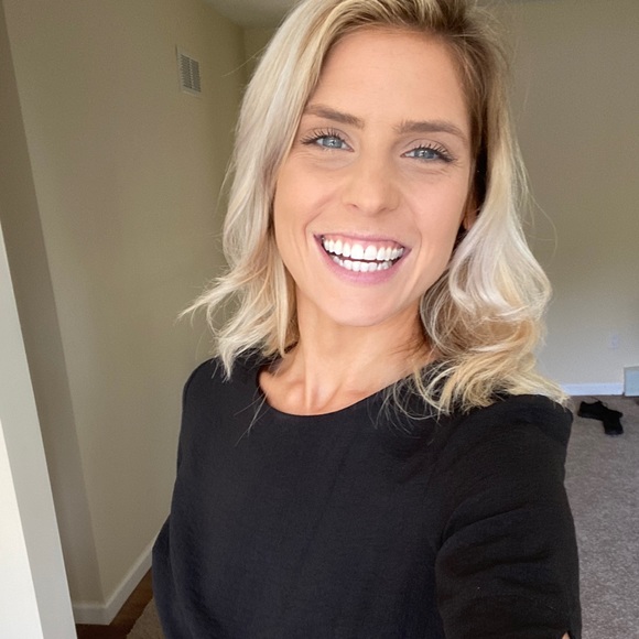 Profile Picture of Gianna Caffaro (@gcaffaro) on Poshmark
