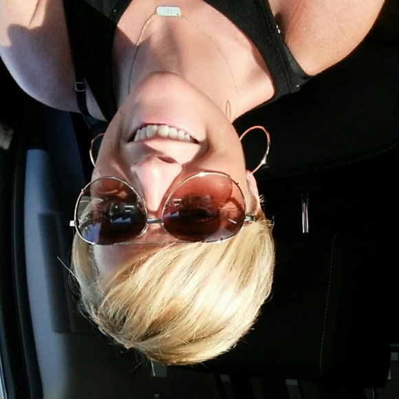 Profile Picture of Paige Rascoe (@paigeliz19) on Poshmark