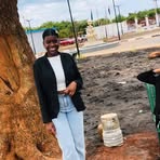 Profile Picture of Sén Tia Dange (@lusitany.luzia) on Facebook