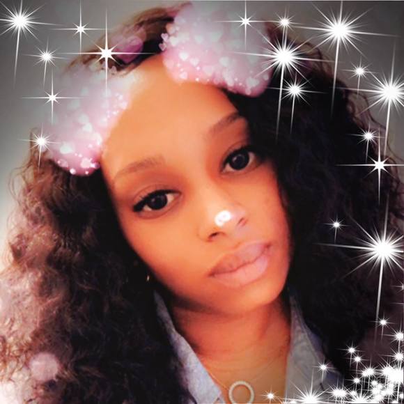 Profile Picture of Tonya Billups (@tbillups318) on Poshmark