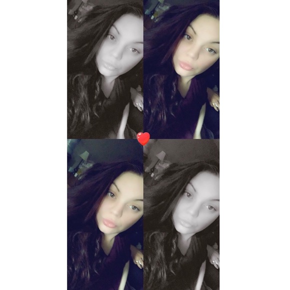Sierra Oberry - Poshmark Profile Picture of Sierra Oberry (@sierraoberry18) on Poshmark