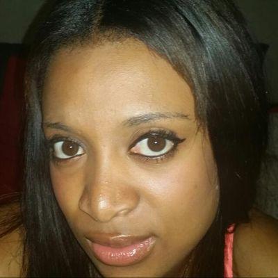 Profile Picture of Abigail Calvert (@beb68f43869d422) on Twitter