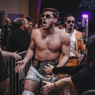 Profile Picture of Mike Fowler (@miami_mike_walker) on Instagram