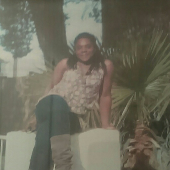 Profile Picture of Lillian Kennedy (@lillian43) on Poshmark