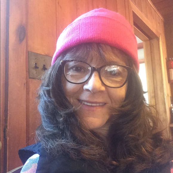 Profile Picture of Maryellen Letendre (@meletendre59) on Poshmark