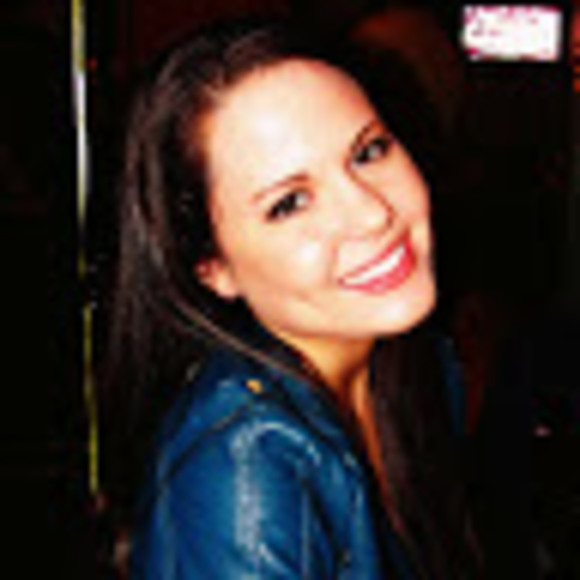 Profile Picture of Drew Leaderman (@dleaderman) on Poshmark