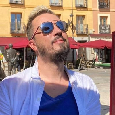 Profile Picture of Jeff Sutton (@iNdieboyjeff) on Twitter