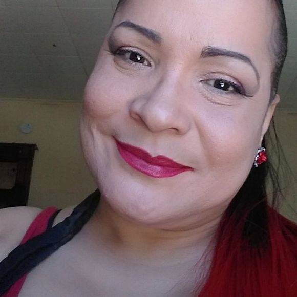 Profile Picture of Janice Esbri (@janiceesbri) on Poshmark