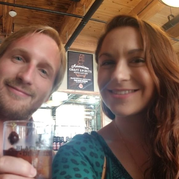 Profile Picture of Jesse Kreager (@jessekreager) on Poshmark