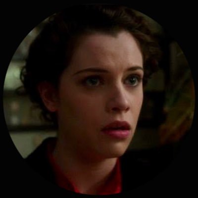 Profile Picture of Mina E. Murray (@MinaEMurray) on Twitter